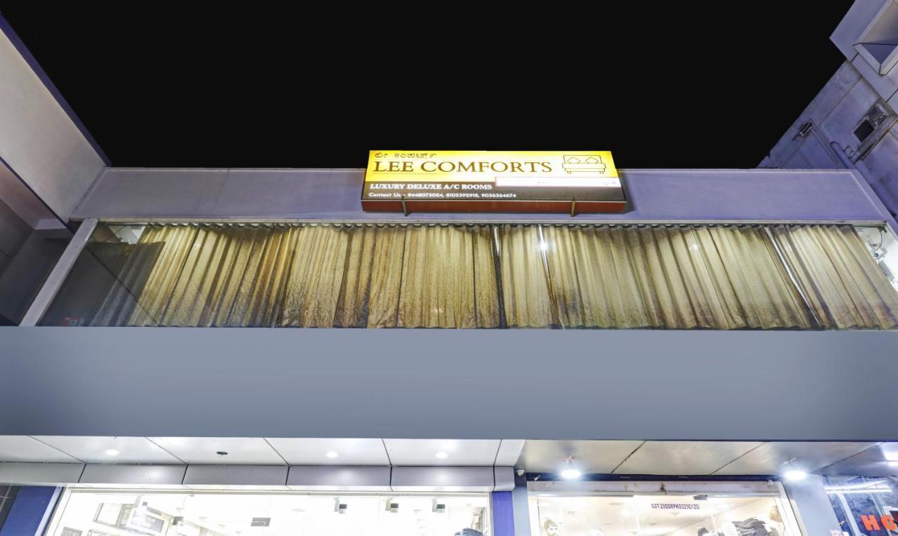 Lee Comfort Kushālnagar Екстериор снимка