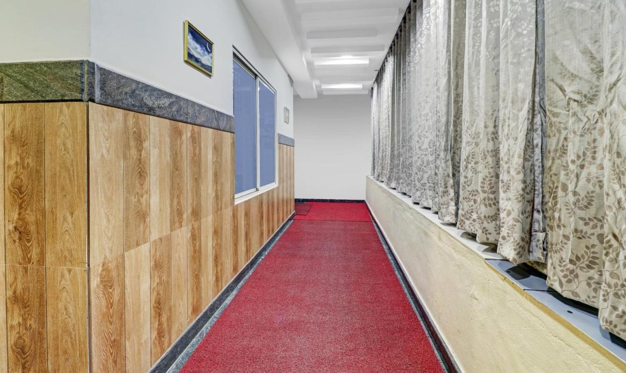 Lee Comfort Kushālnagar Екстериор снимка
